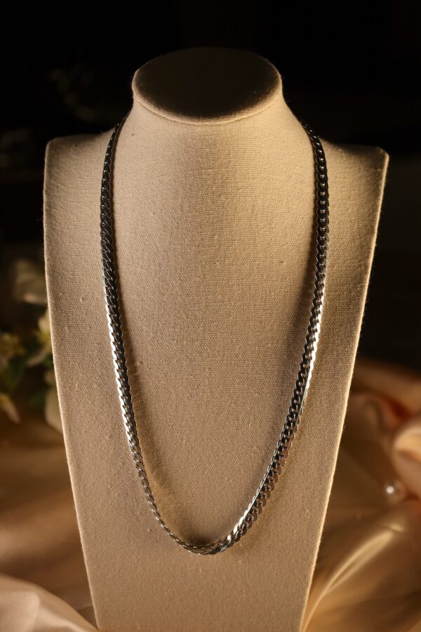 Basic Silver Chain - Image 2