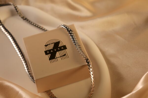 Basic Silver Chain - Image 4