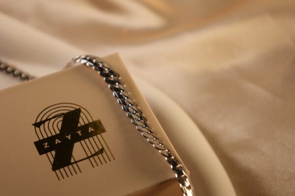 Basic Silver Chain - Image 3