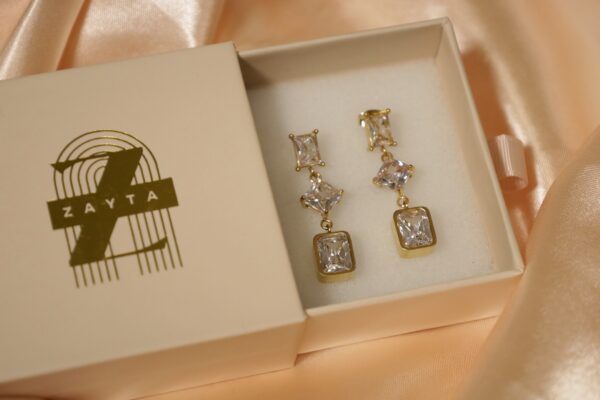 Chic Drop Earrings - Image 3