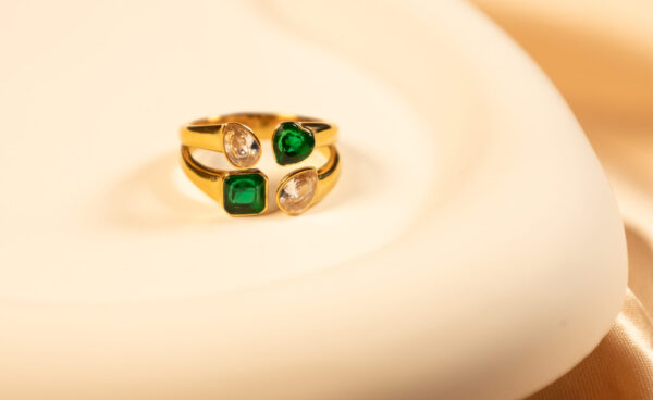 Emerald Statement Ring - Image 2