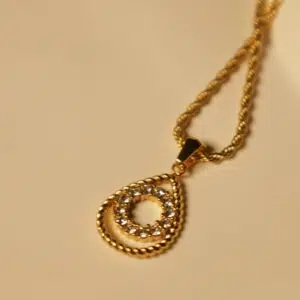 Nina Pendant Necklace