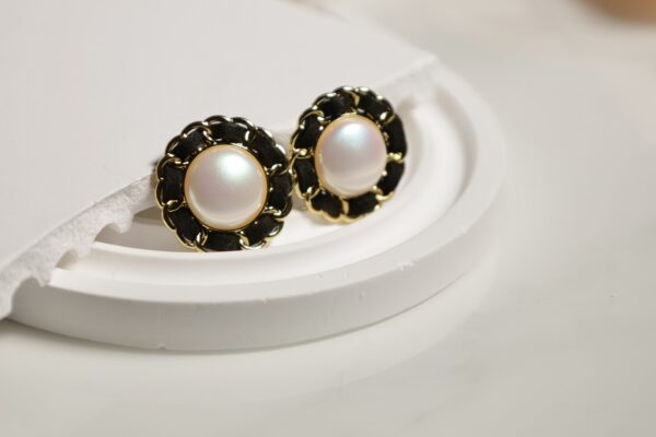 Black Floral Studs - Image 3