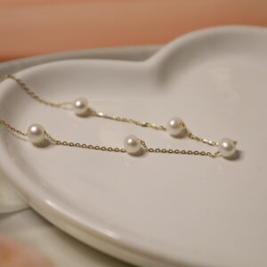 Devika Pearl Bracelet